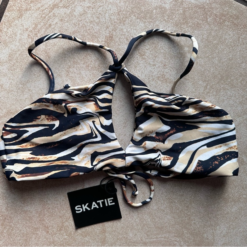 Skatie Abstract Print Bikini Top